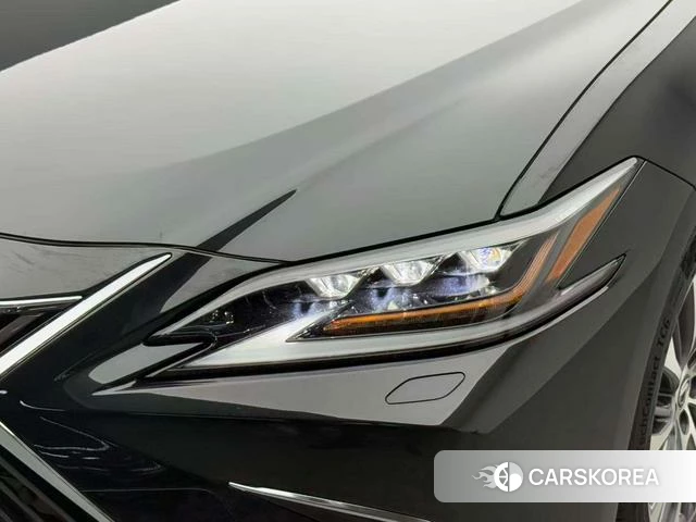 Lexus ES id 4222202 из Китая 9
