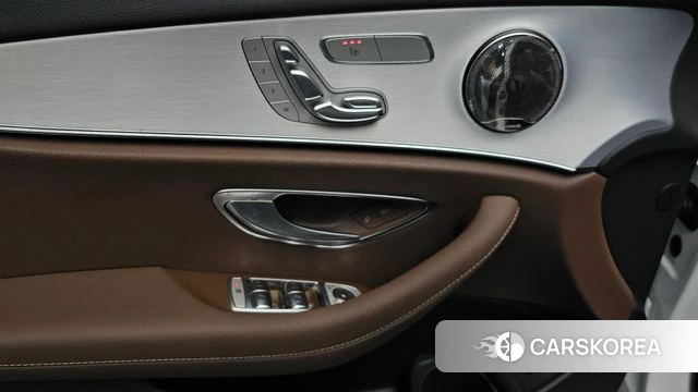 Mercedes-Benz E-Class W213 id 4646989 из Кореи 9