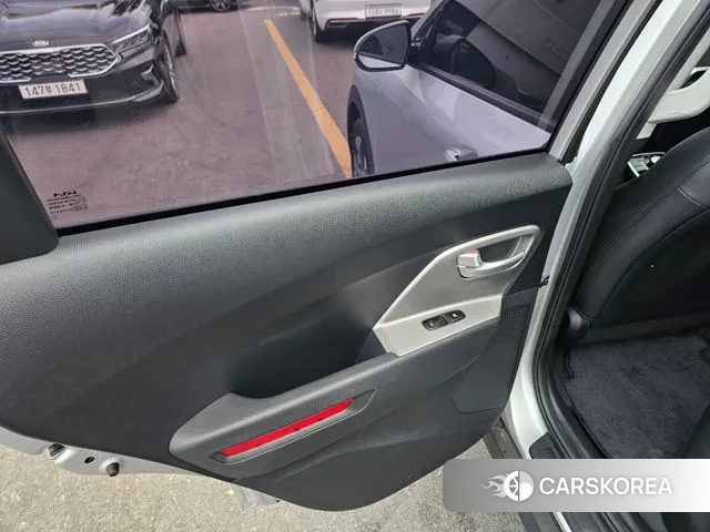 Kia Niro Plus id 3620772 из Кореи 9