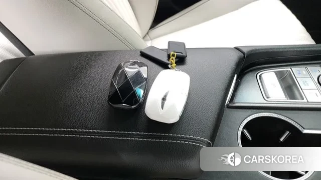 Genesis The New G70 id 3517927 из Кореи 9