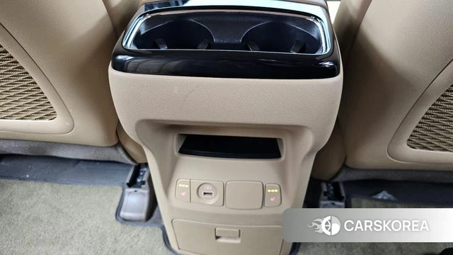 Kia The New Carnival id 4760410 из Кореи 9