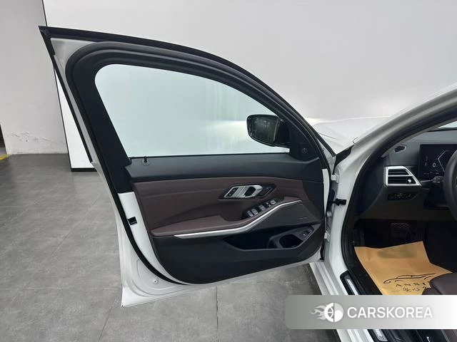 BMW 3 series id 4307211 из Китая 9