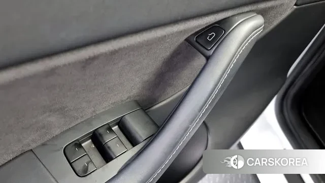 Tesla Model Y id 3232546 из Кореи 9