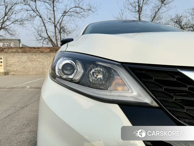 Nissan TIIDA id 4276305 из Китая 9