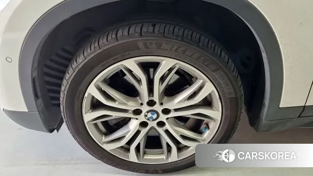 BMW X1 (F48) id 3742636 из Кореи 9