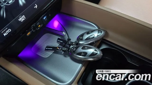 Hyundai Grandeur Hybrid (GN7) id 2878662 из Кореи 9