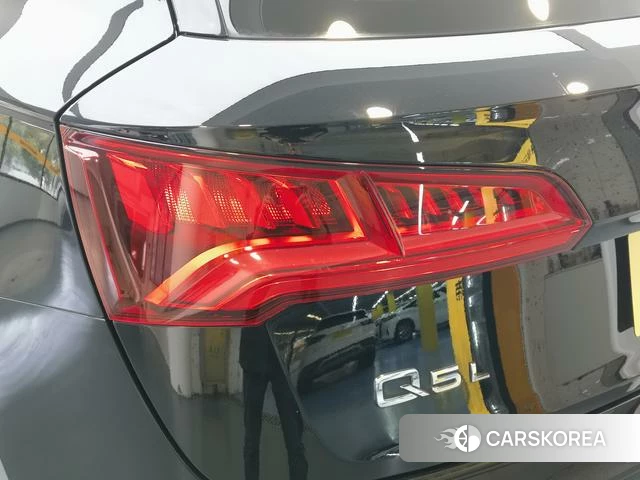 Audi Q5L id 4213181 из Китая 9