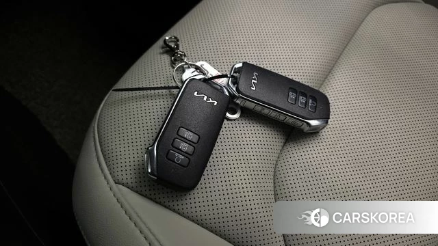 Kia Di Ol Nu Niro id 3941074 из Кореи 9