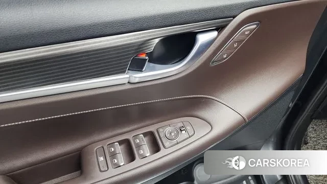 Hyundai Grandeur IG id 3270335 из Кореи 9