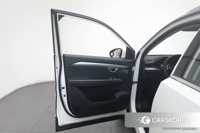 Wuling Automobile Wuling Xingchen id 4210667 из Китая 9