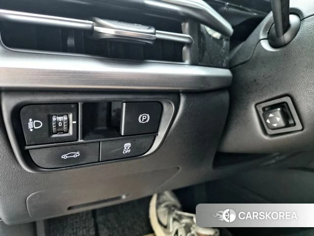 Hyundai Grandeur (GN7) id 4280685 из Кореи 9