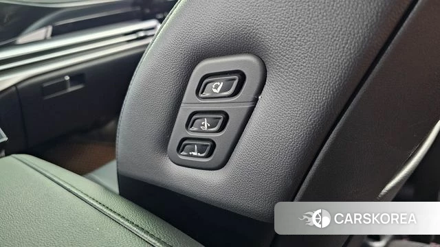 Hyundai Grandeur (GN7) id 4468922 из Кореи 9