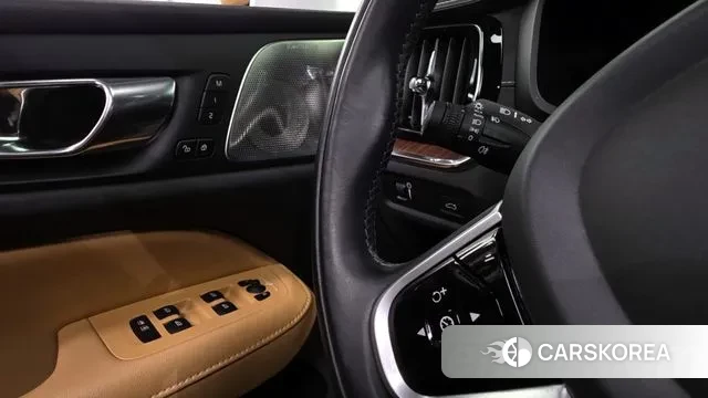 Volvo S60 3rd generation id 3038376 из Кореи 9