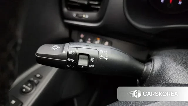 Kia Stonic id 3024428 из Кореи 9