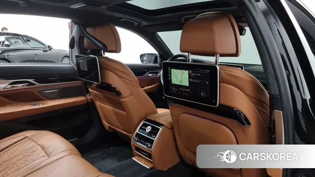 BMW 7 Series (G11) id 3312477 из Кореи 9