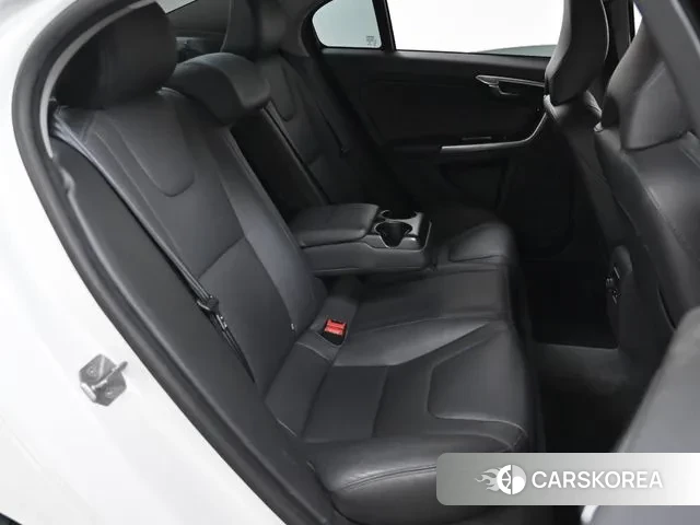 Volvo S60 id 3718769 из Кореи 9