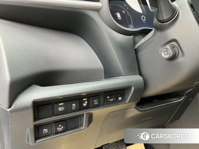 Toyota Saina id 4258444 из Китая 9