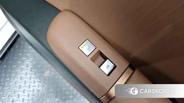 Hyundai Grandeur (GN7) id 3410886 из Кореи 9