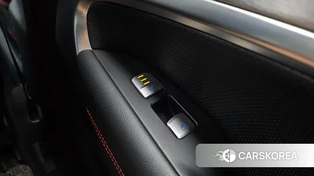 Genesis G70 id 2902953 из Кореи 9