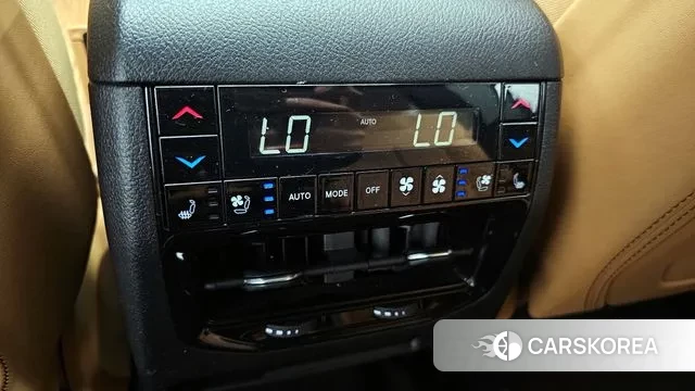 Jeep Grand Cherokee (WL) id 3457690 из Кореи 9