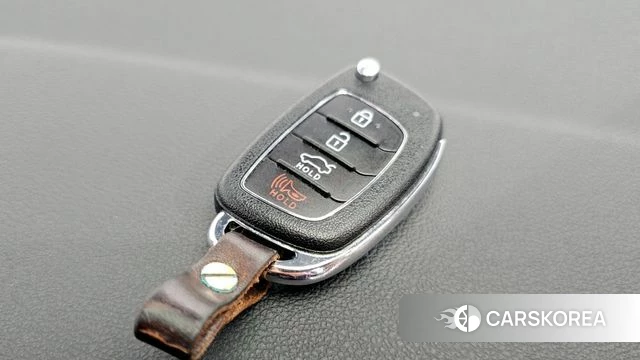 Hyundai The New Avante AD id 3936843 из Кореи 9