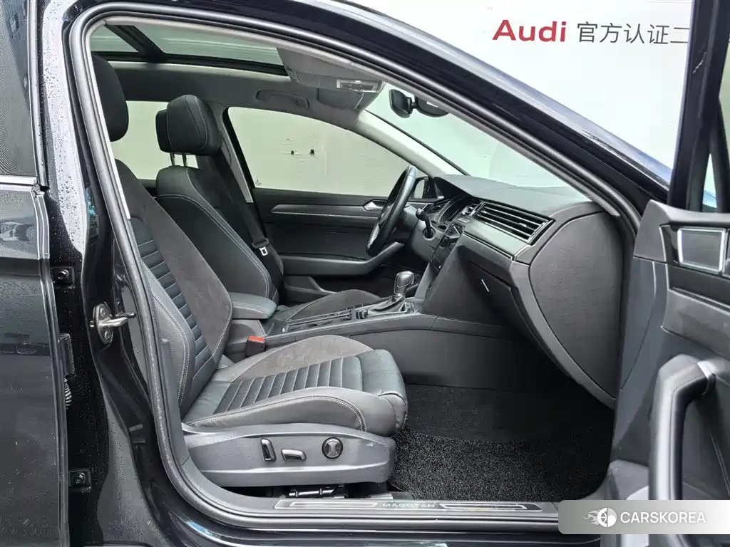 Volkswagen Magotan id 4600704 из Китая 9