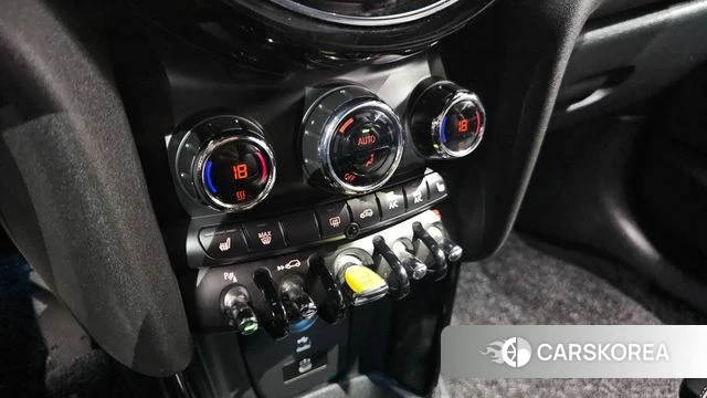 Mini Cooper Electric id 4427867 из Кореи 9