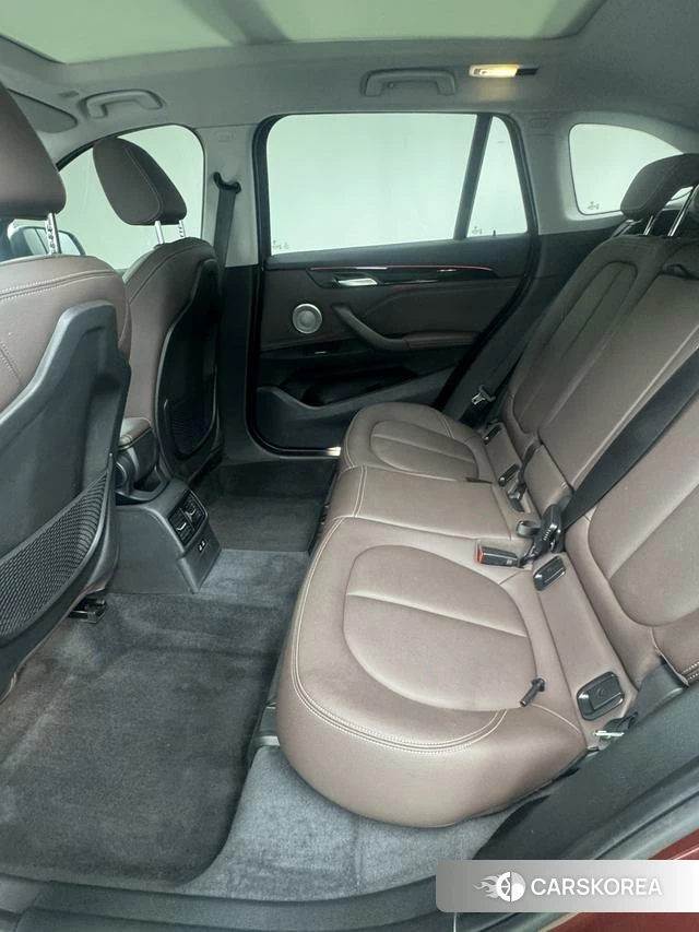 BMW X1 id 4277042 из Китая 9