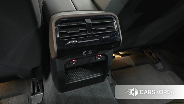 BMW 5 Series (G60) id 3909760 из Кореи 9