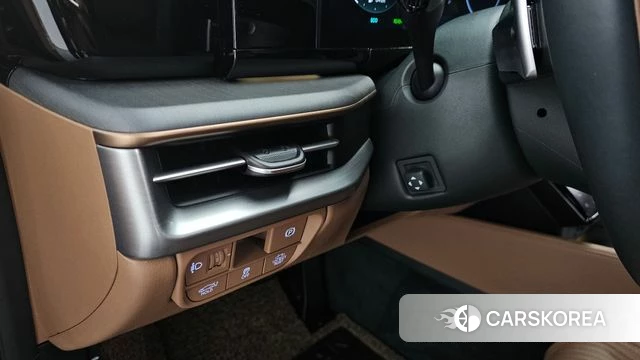 Hyundai Grandeur Hybrid (GN7) id 3826367 из Кореи 9