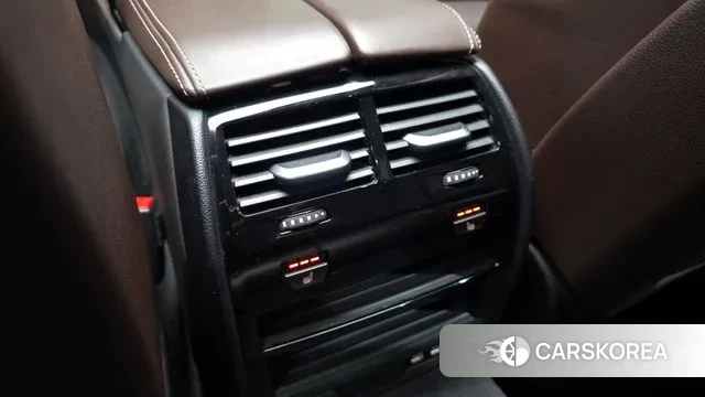 BMW 5 Series (G30) id 3514341 из Кореи 9