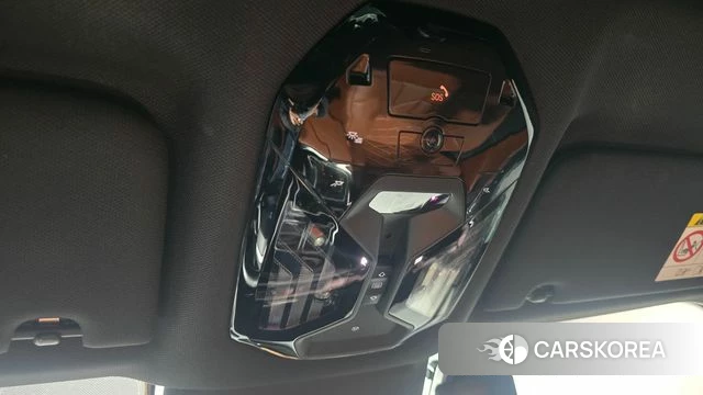 BMW 7 Series (G70) id 4206499 из Кореи 9