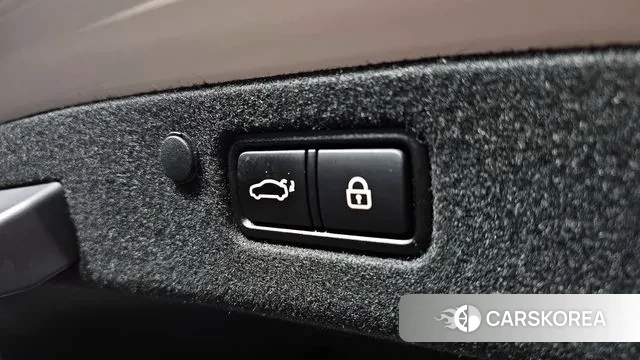 Hyundai The New Grandeur IG id 3771892 из Кореи 9