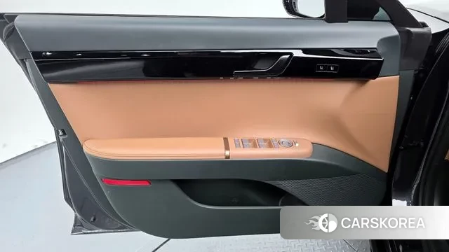 Hyundai Grandeur (GN7) id 3231425 из Кореи 9