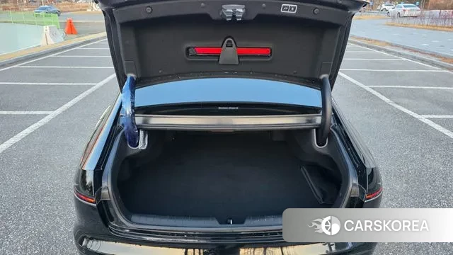 Hyundai Grandeur (GN7) id 3776722 из Кореи 9