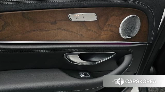 Mercedes-Benz E-Class W213 id 4180336 из Кореи 9