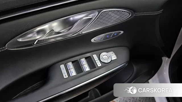 Genesis GV70 id 3185825 из Кореи 9