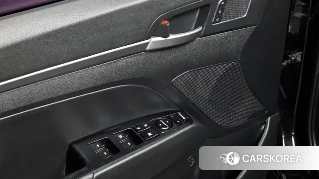 Hyundai Avante AD id 3661926 из Кореи 9