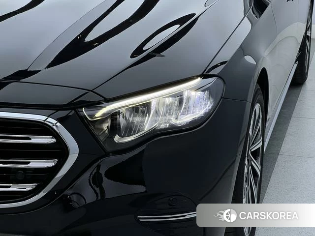 Mercedes-Benz E-class id 4208088 из Китая 9