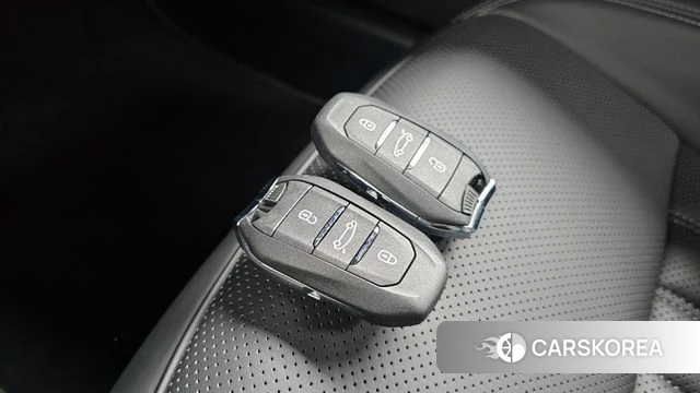 Peugeot 408 id 4200901 из Кореи 9