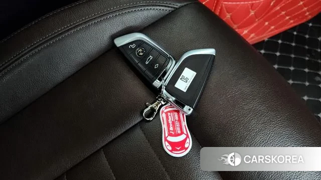 BMW 3 Series (G20) id 3439349 из Кореи 9