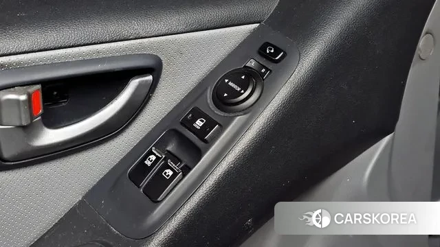 Hyundai The New Grand Starex id 3677328 из Кореи 9