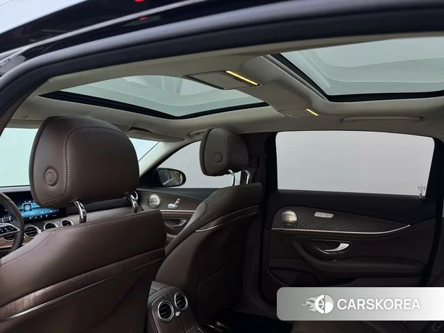 Mercedes-Benz E-class id 4314830 из Китая 9