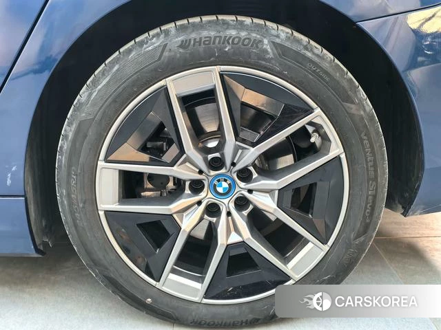 BMW i5 id 4190439 из Китая 9