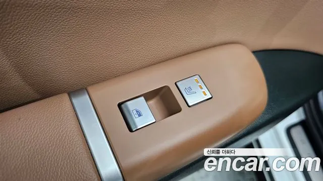 Hyundai Grandeur (GN7) id 2734493 из Кореи 9