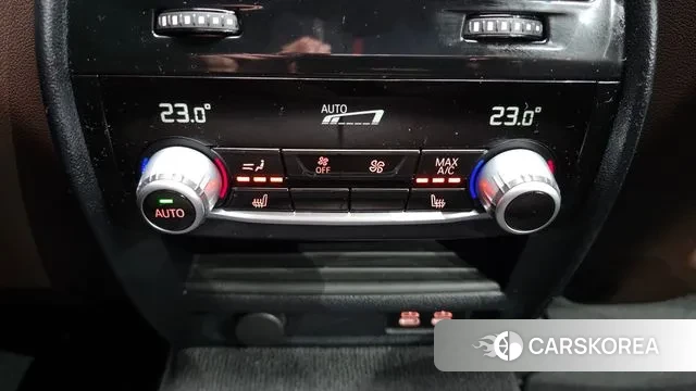 BMW 5 Series (G30) id 3562182 из Кореи 9