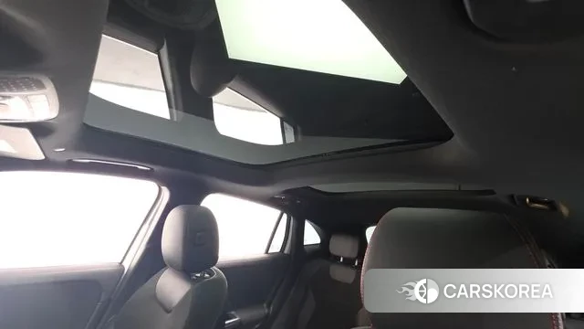 Mercedes-Benz GLA - Class H247 id 3598237 из Кореи 9