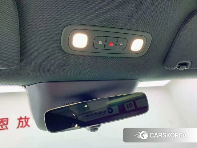 Xiaomi Car Xiaomi YU7 id 3890487 из Китая 9