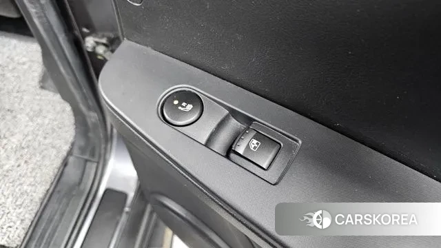 Ssangyong The New Korando Sports id 3599198 из Кореи 9