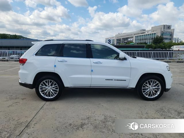 Jeep Grand Cherokee id 4325656 из Кореи 9